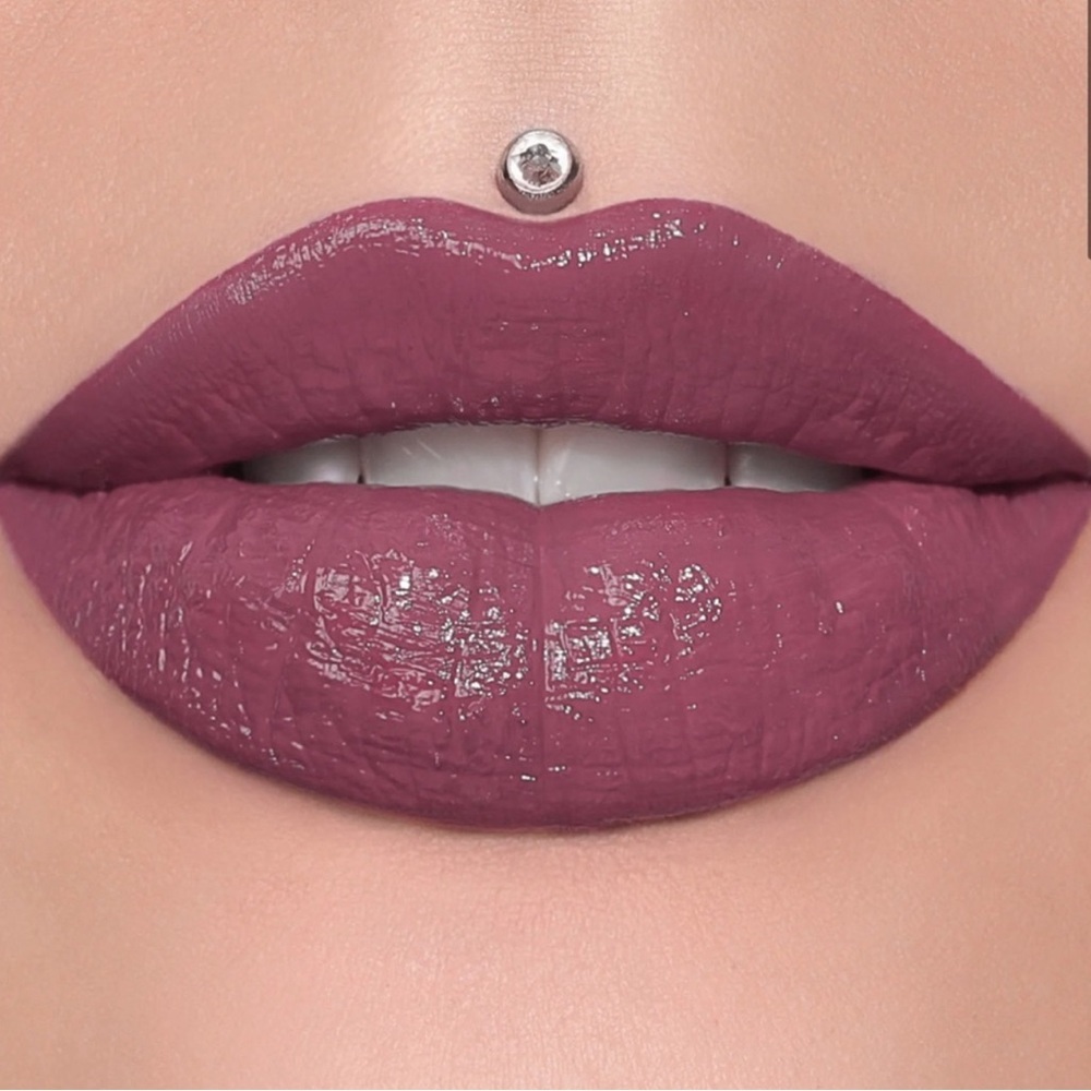 Jeffree Star Improper Supreme Gloss New in Box